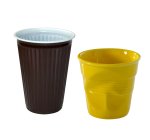 Becher und Zubehör