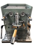 ECM Synchronika Dual Boiler Espressomaschine - Color Line - Matt Zementgrau mit Holzgriffe Olivenholz